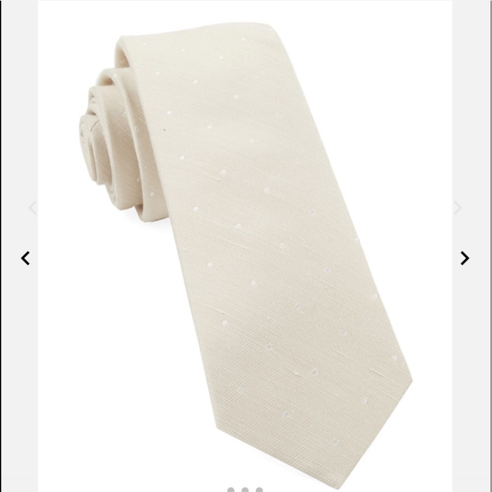 The Tie Bar Bulletin Dot Light Champagne Tie